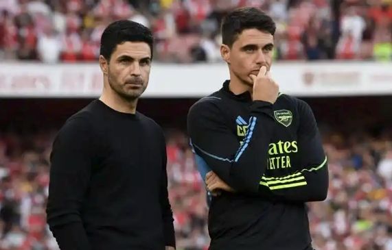 阿森纳教练压力巨大!,德约科维奇遭遇十五持续失利全场沸腾不已(德约科维奇网球比赛) 阿森纳教练压力巨大!,德约科维奇遭遇十五持续失利全场沸腾不已(德约科维奇网球比赛)